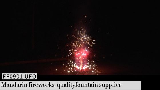 Weihnachtsneue Jahr-Brunnen Toy Fireworks Pyrotechnic Pyro Sparkler im Freien