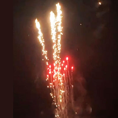 Chinesische Fabrik 1,85 Zoll 8 Kugeln Römische Kerzen Feuerwerk Pyrotechnik Professionelle 1,3 g 8 Schüsse Römische Kerzen Feuerwerk