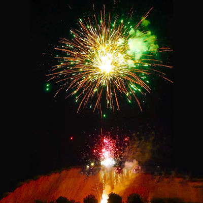 Liuyang Big Huge 1.4G Kuchenfeuerwerk Pyrotechnik Chinesisch im Freien 666 Schüsse Kuchenfeuerwerk zum Festfest 2025