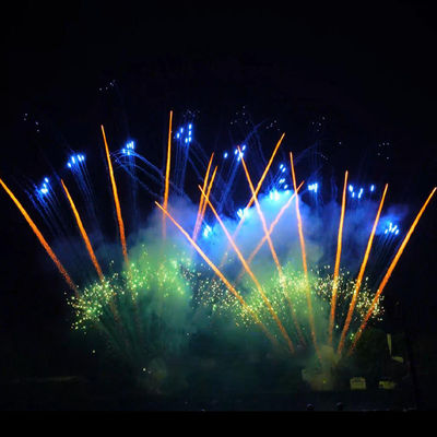 Liuyang Mandarin Professional 1,2 Zoll 130 Schüsse Ventilator geformtes chinesisches Feuerwerk Pyrotechnik 1,3 g Kuchen Feuerwerk zum Feiern