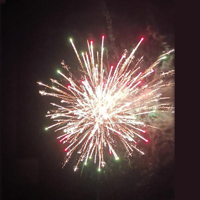 Liuyang Mandarin Fabrik Großhandel Papierfeuerwerk 1,4g Pyrotechnik 2 Zoll 25 Schüsse Kuchenfeuerwerk Für Festivalveranstaltungen Weihnachten