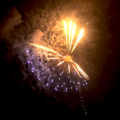 Chinesische Großhandel 1.3G Profi-Display-Schäle Feuerwerk Ballform Festival Feuerwerk Display Shell zum Feiern