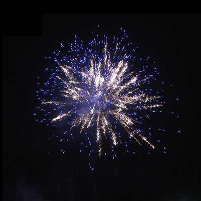 Chinesische Fabrik Großhandel Feuerwerk Kuchen 1,2'' Zoll 100 Schuss Beliebte Feuerwerk Pyrotechnik Kuchen Feuerwerk Outdoor