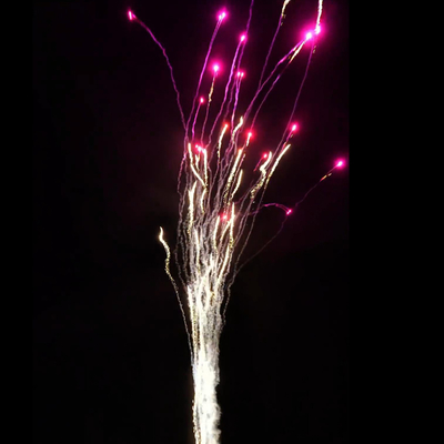 Chinesische Fabrik heiße Feuerwerk Wolfsgeheul und rosa Dahlie Outdoor Großhandel Kuchen Standard Feuerwerk Kuchen für Feierlichkeiten